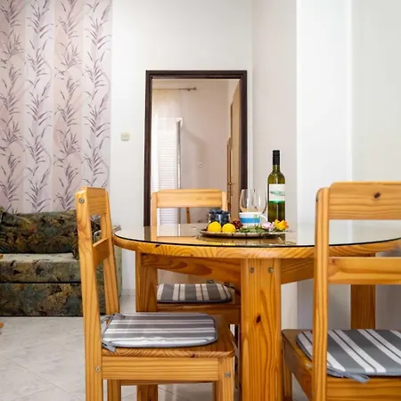 With Parking Space - 22290 Vodice