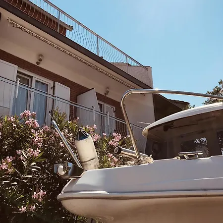 Διαμέρισμα With Parking Space - 22290