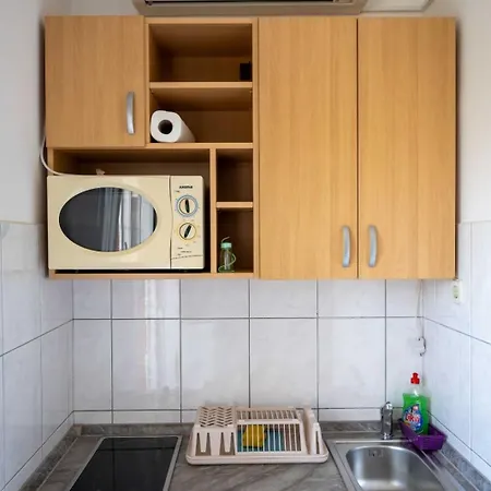 With A Parking Space - 22290 Apartment Vodice