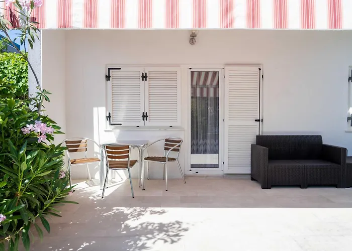 With Parking Space - 22290 Vodice